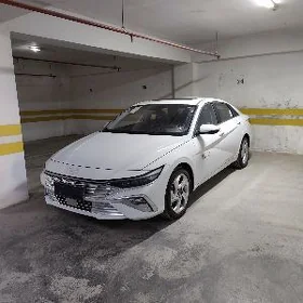 Hyundai Elantra 2026