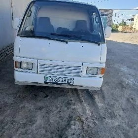 Nissan Urvan 1993