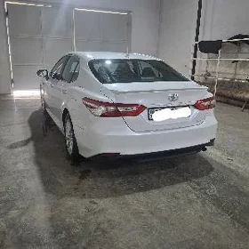 Toyota Camry 2020
