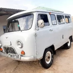 UAZ 2206 1999