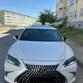 Lexus ES 350 2021