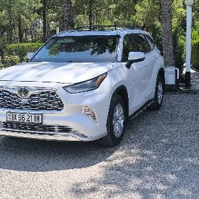 Toyota Highlander 2022