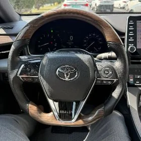 Toyota Avalon 2019