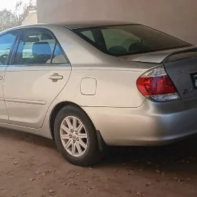 Toyota Camry 2005