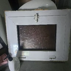 окно