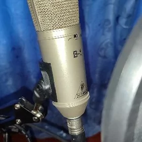 Behringer b-1 studio mikrofon