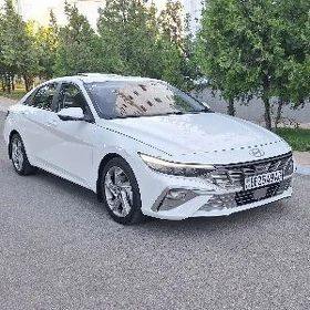 Hyundai Elantra 2025