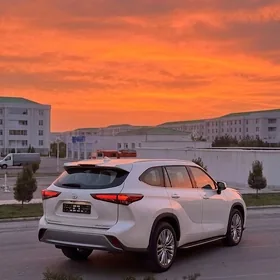 Toyota Highlander 2020