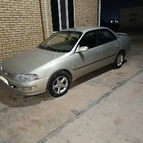 Toyota Carina 1992