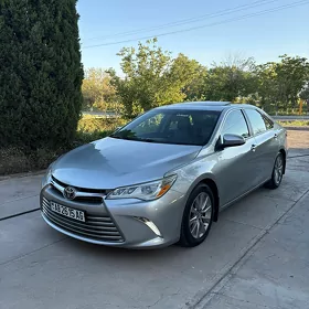 Toyota Camry 2016