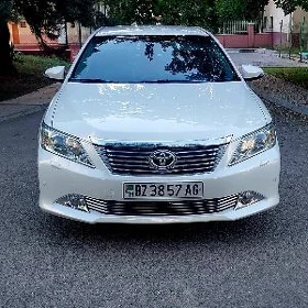Toyota Camry 2013