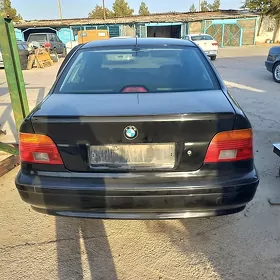 BMW E39 2001