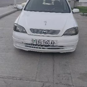 Opel Astra 2001