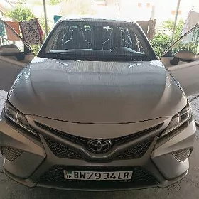 Toyota Camry 2020