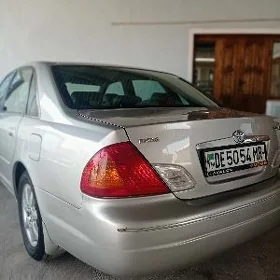 Toyota Avalon 2001