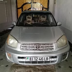 Toyota RAV4 2003