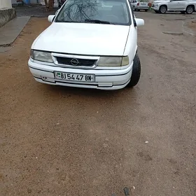 Opel Vectra 1990