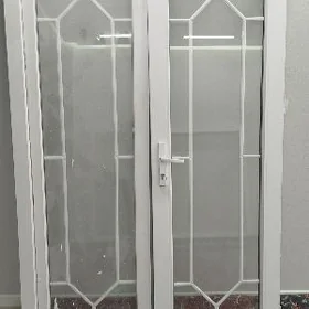 дверь