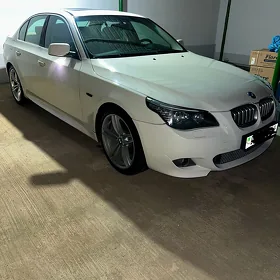 BMW E60 2005