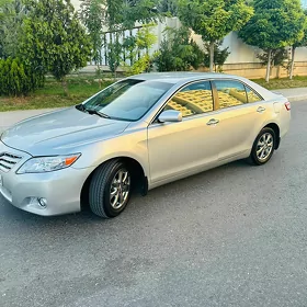 Toyota Camry 2010