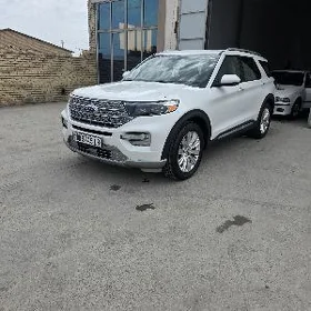 Ford Explorer 2021