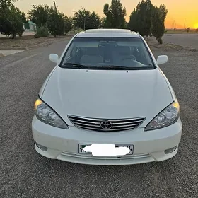 Toyota Camry 2003