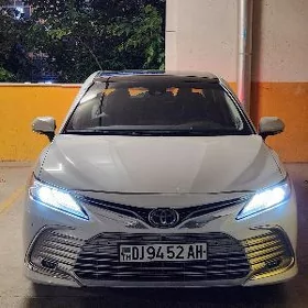 Toyota Camry 2023