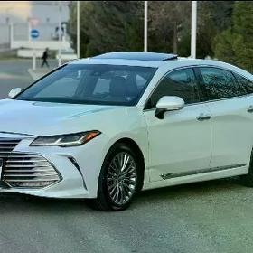Toyota Avalon 2020