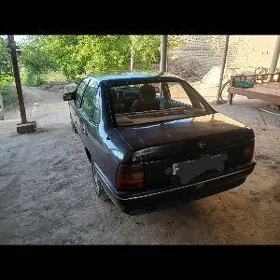 Opel Vectra 1992
