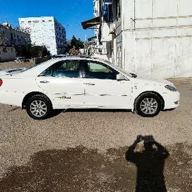 Toyota Camry 2003