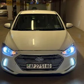Hyundai Elantra 2017