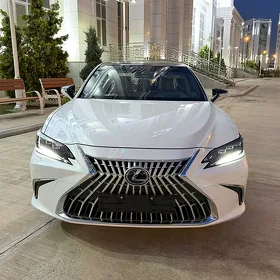 Lexus ES 350 2025