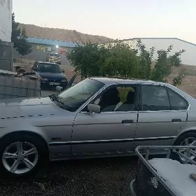 BMW 525 1993