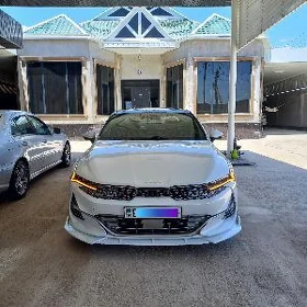 Kia K5 2021