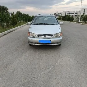 Toyota Sienna 2002