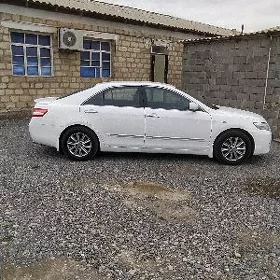Toyota Camry 2011
