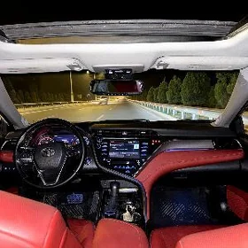 Toyota Camry 2020