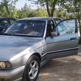 BMW 525 1990