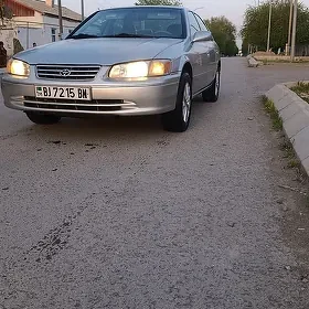 Toyota Camry 2000