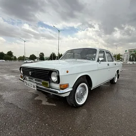 Gaz 24 1990