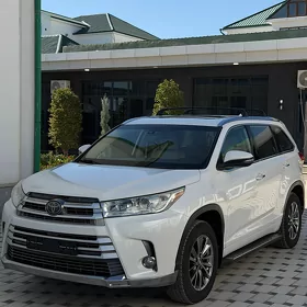 Toyota Highlander 2019