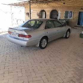 Toyota Camry 2000
