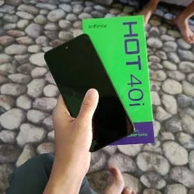 İnfinix Hot 40i İnfinix Hot 4