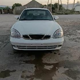 Daewoo Nubira 2000