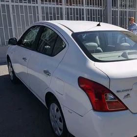 Nissan Sunny 2021