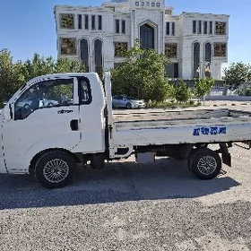 Kia Bongo 2011