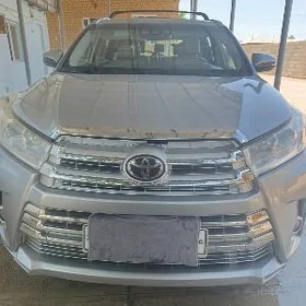 Toyota Highlander 2019