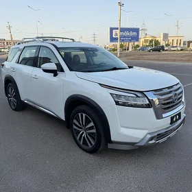 Nissan Pathfinder 2022