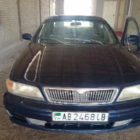 Nissan Maxima 1995