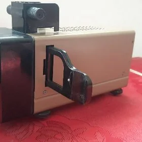 Фильмопроэктор.